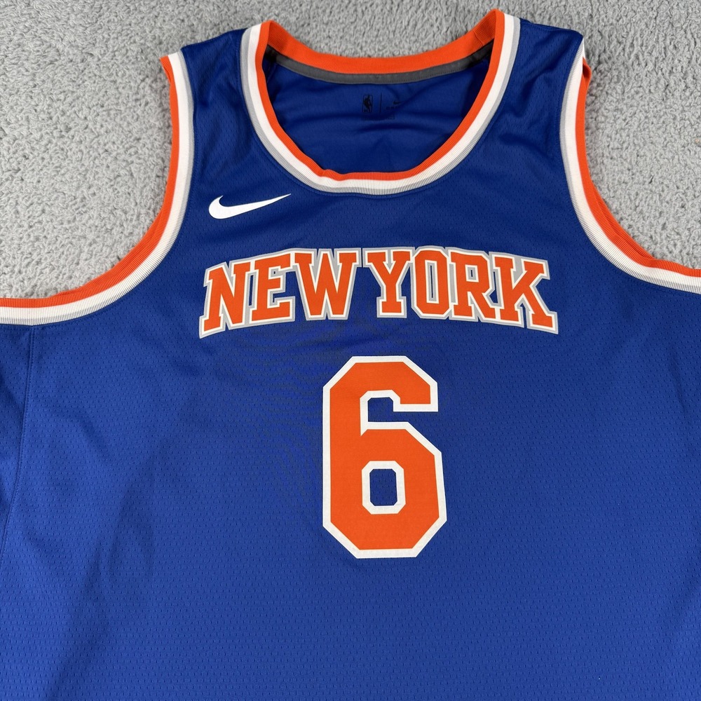 New York Knicks Jersey Mens 2XL NBA Basketball Kristaps Porzingis Nike Dri Fit - Picture 3 of 12